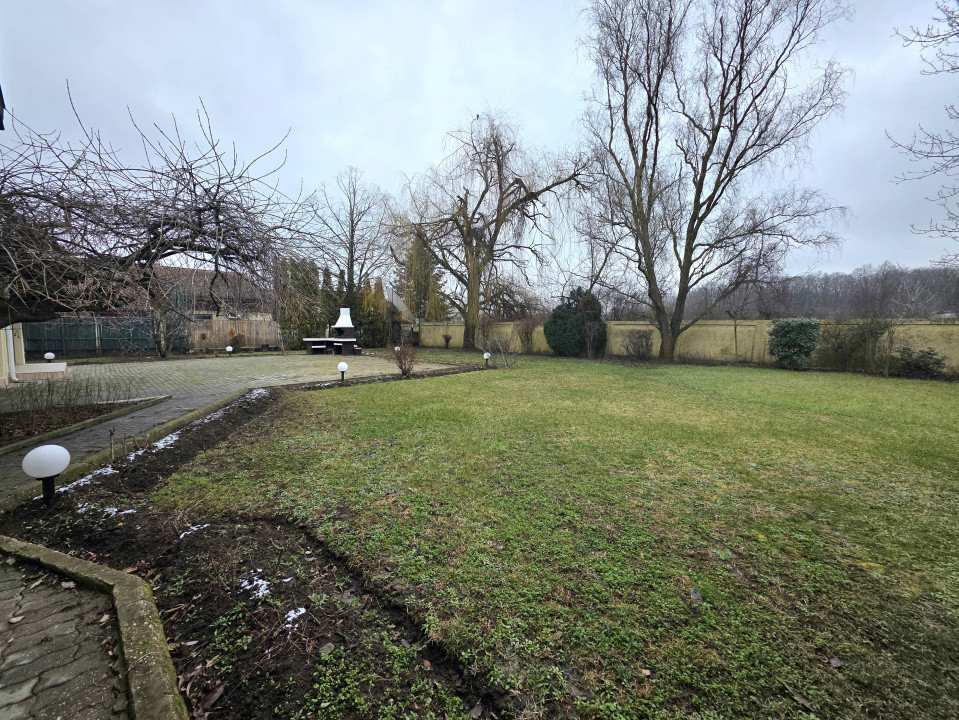 Vilă deosebită de vânzare în Otopeni langa ''Ana Aslan'' - arhitectura germana