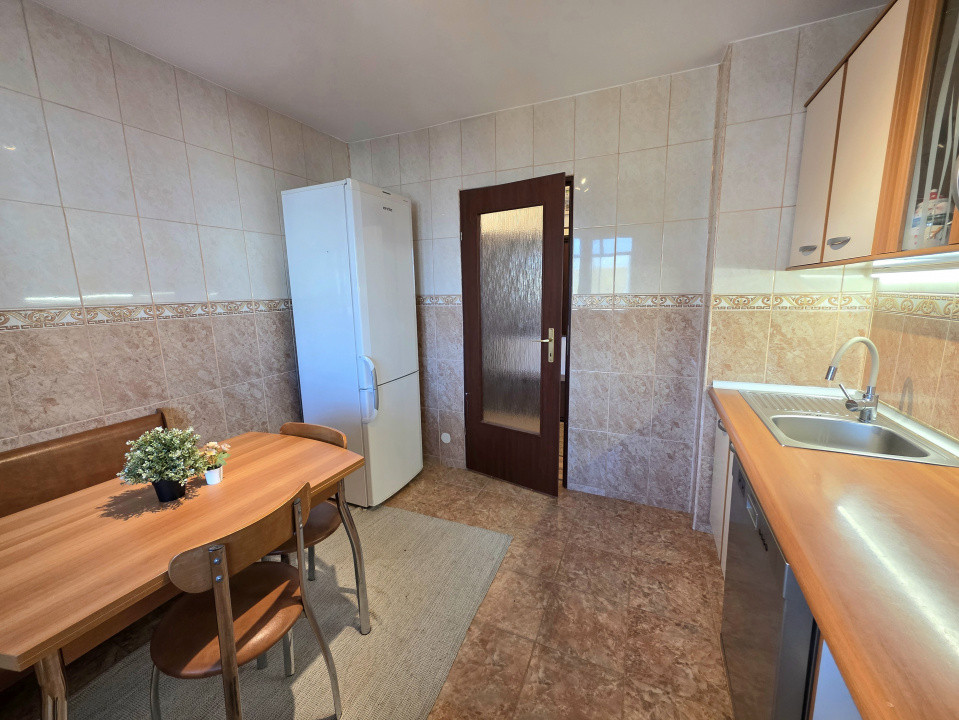 De vanzare 2 camere langa Oraselul Copiilor(la Brancoveanu)