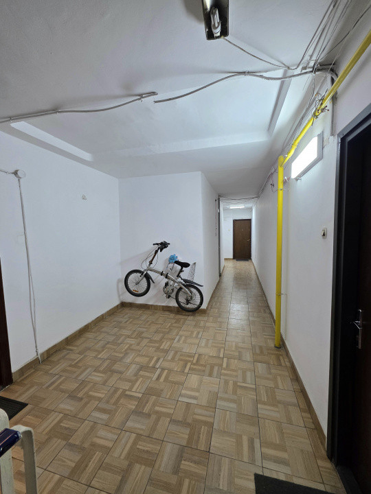 De vanzare 2 camere langa Oraselul Copiilor(la Brancoveanu)