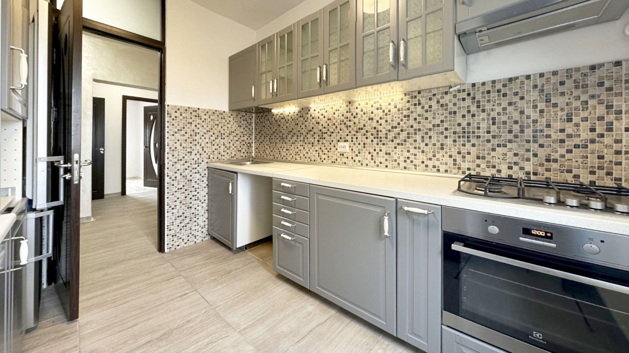 Apartament luminos 3 camere, decomandat, vedere liberă, Vitan