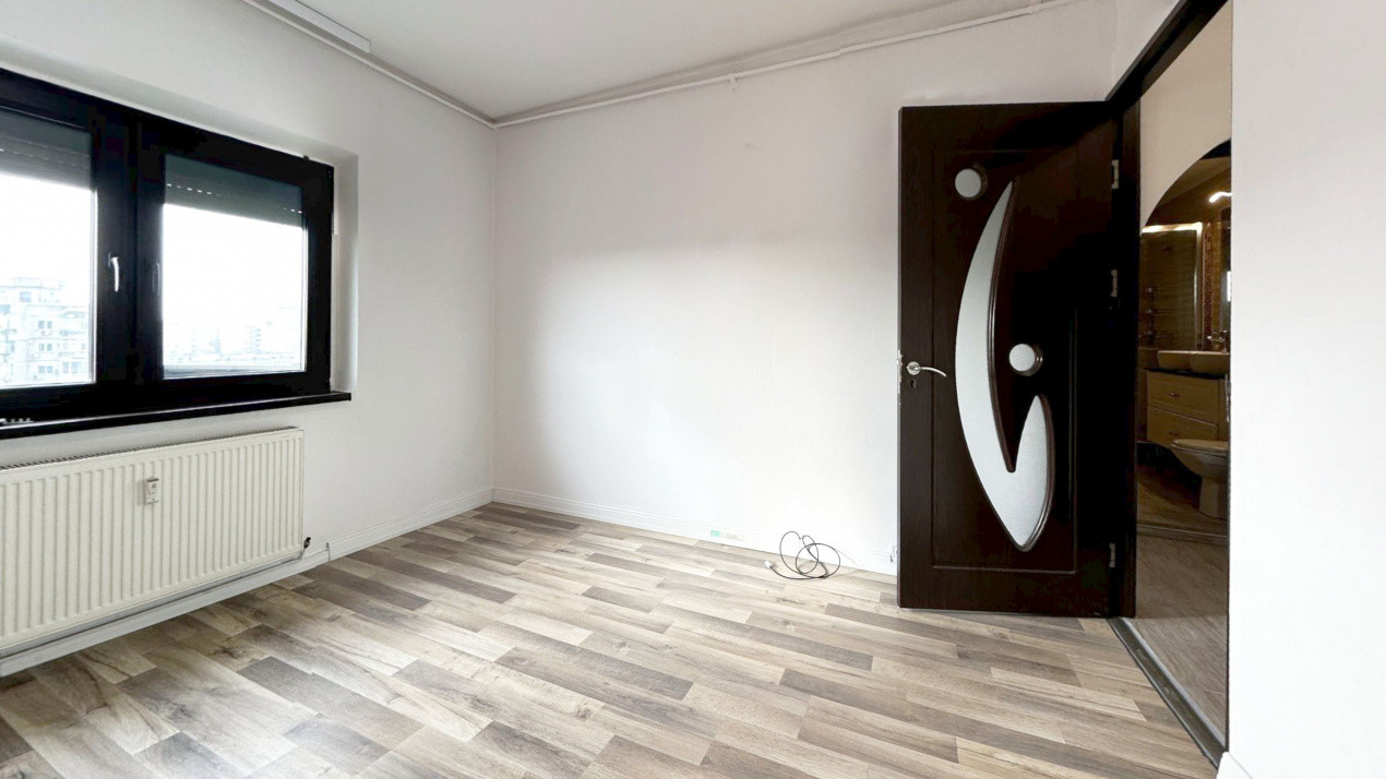 Apartament luminos 3 camere, decomandat, vedere liberă, Vitan