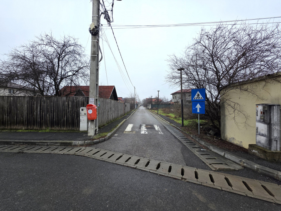 De vanzare lot 450mp in Bragadiru-Cartier EMINESCU(toate utilitatile)