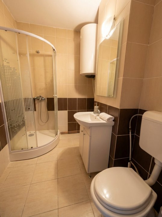 Auchan-Vitan Garsoniera 30 mp,mobilata si utilata,etaj 8