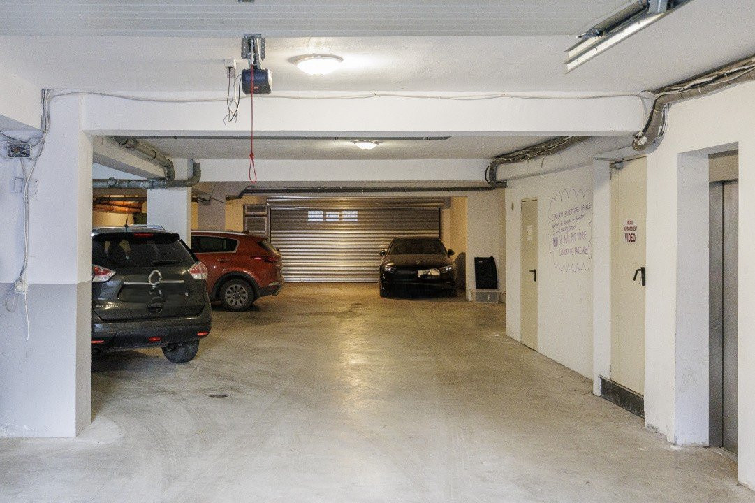 De vânzare apartament tip DUPLEX strada Polonă imobil nou-garaj-boxă