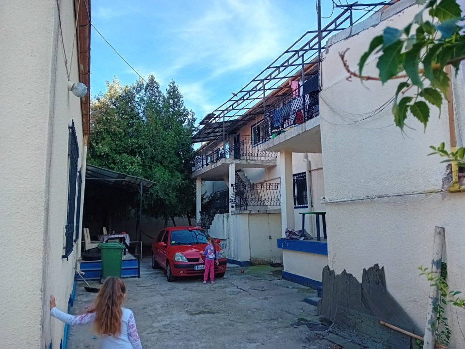 Proprietate multifuncțională | 830mpu | 1089 mp teren | Giulești | Acces Centura