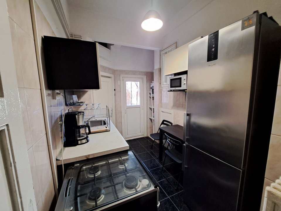 4-ROOM APART IN THE CENTRAL AREA OF THE CITY/APART 4 CAMERE ARMENEASCA