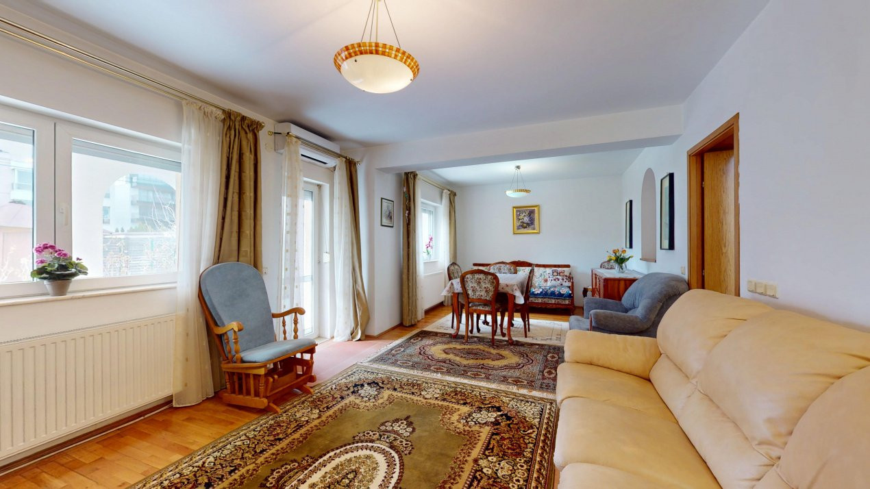 Vila unde diminețile încep cu liniște, nu cu trafic – Iancu Nicolae