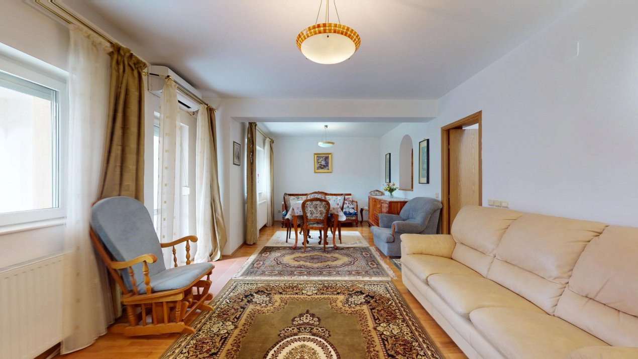 Vila unde diminețile încep cu liniște, nu cu trafic – Iancu Nicolae