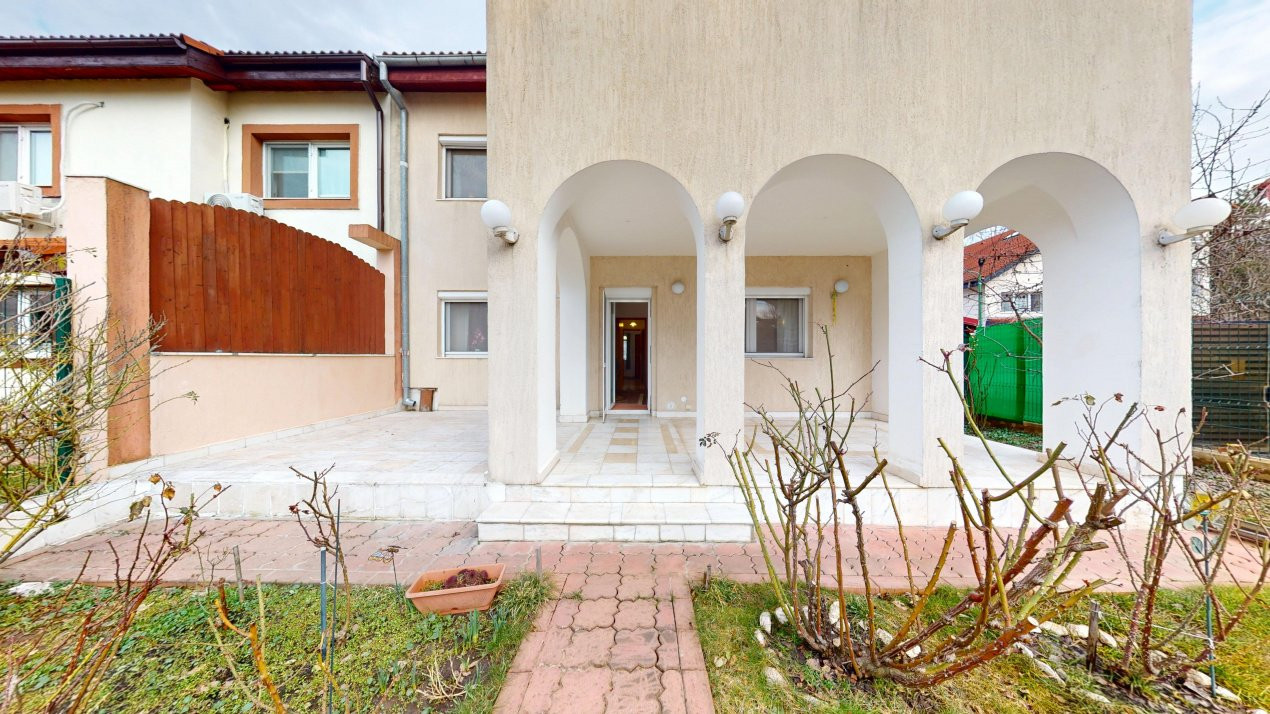 Vila unde diminețile încep cu liniște, nu cu trafic – Iancu Nicolae