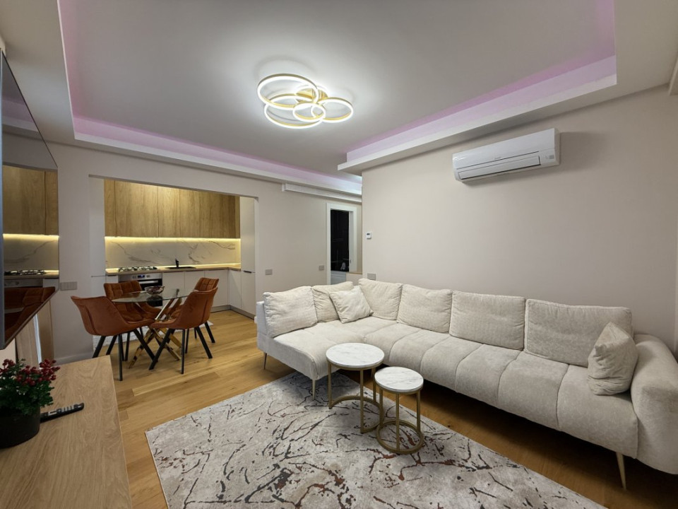 Unirii bloc 2023, apartament mobilat complet, terasa cu vedere superba !