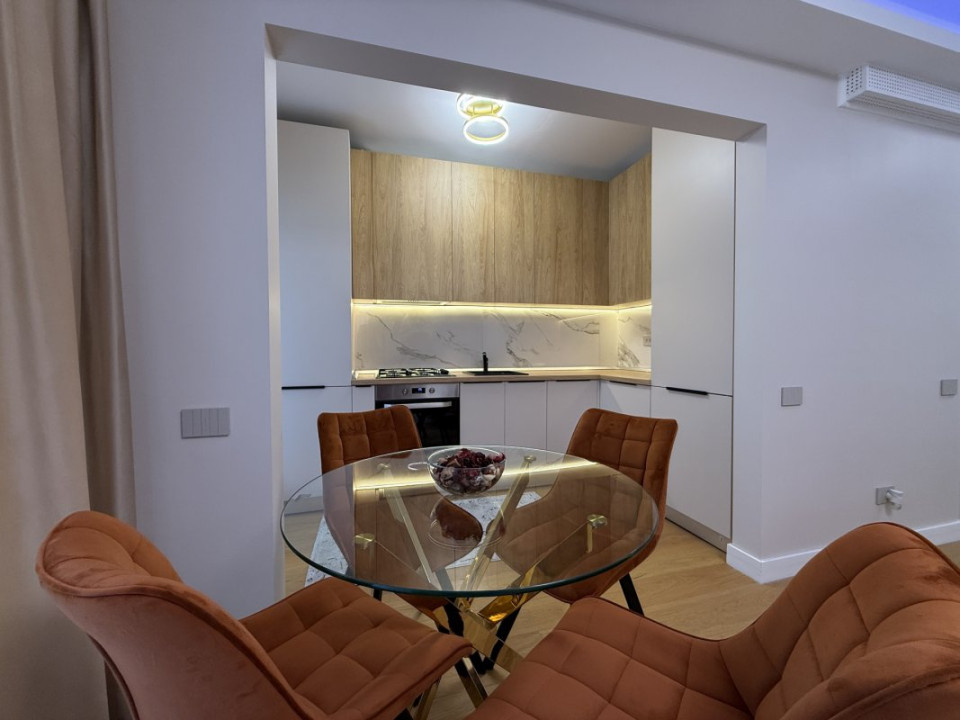 Unirii bloc 2023, apartament mobilat complet, terasa cu vedere superba !