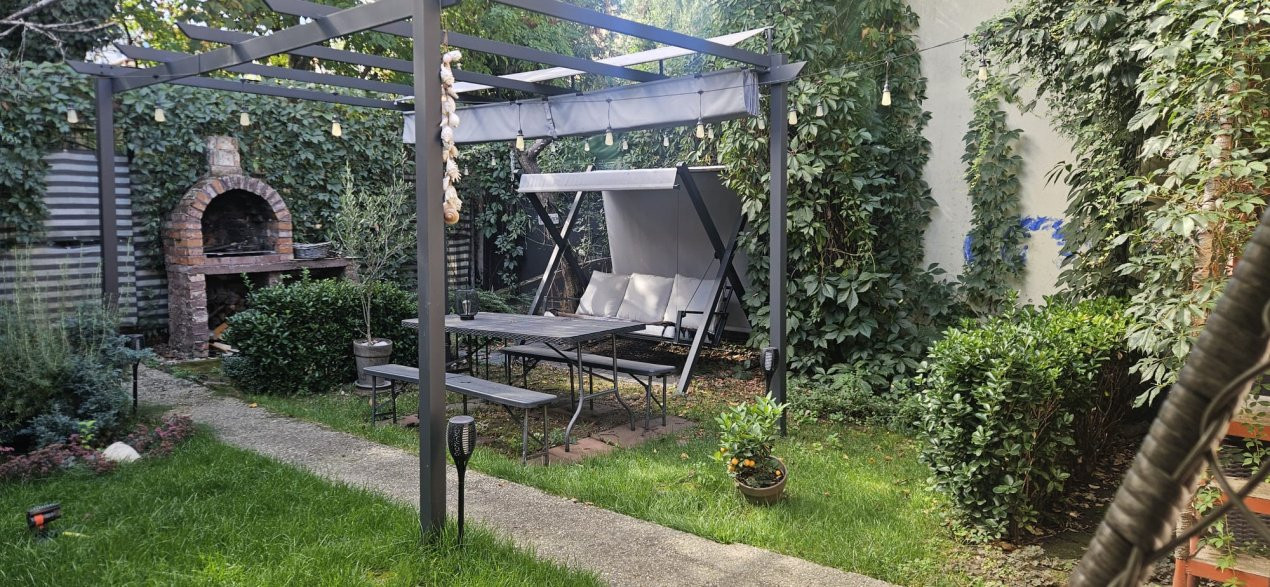 Casa cu gradina aproape de metrou 1 Mai - 232 mp curte libera