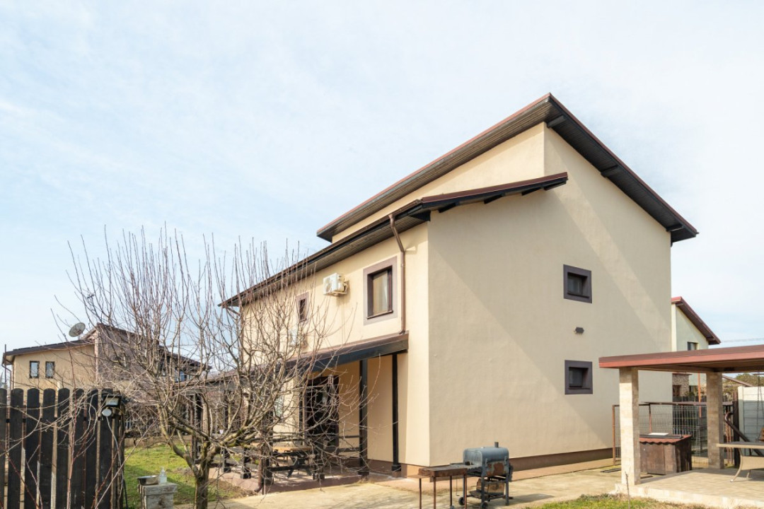 Vila de vanzare Branesti,, teren suplimentar,  gata de mutare si  acces rapid.