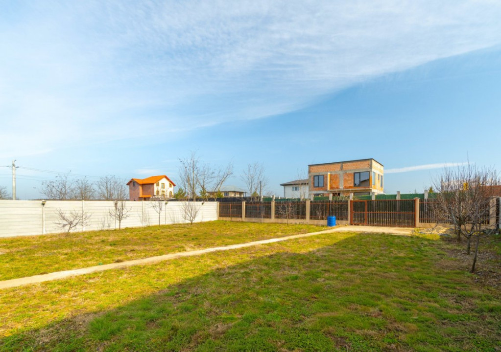 Vila de vanzare Branesti,, teren suplimentar,  gata de mutare si  acces rapid.