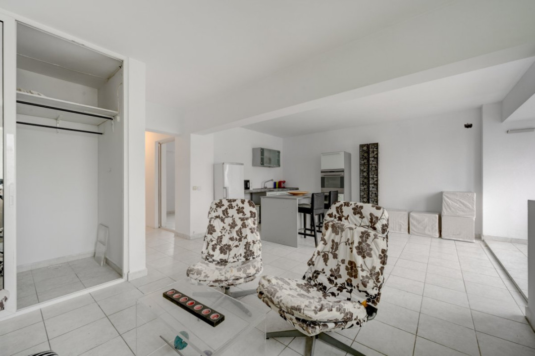 MATEI BASARAB - LABIRINT, APARTAMENT 2 CAMERE 53 MP, BLOC 2001, ETAJ 4!