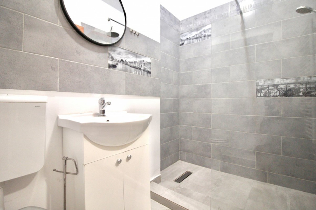 TITAN AUCHAN-RASARIT DE SOARE, APARTAMENT CU VEDERE PANORAMICA!