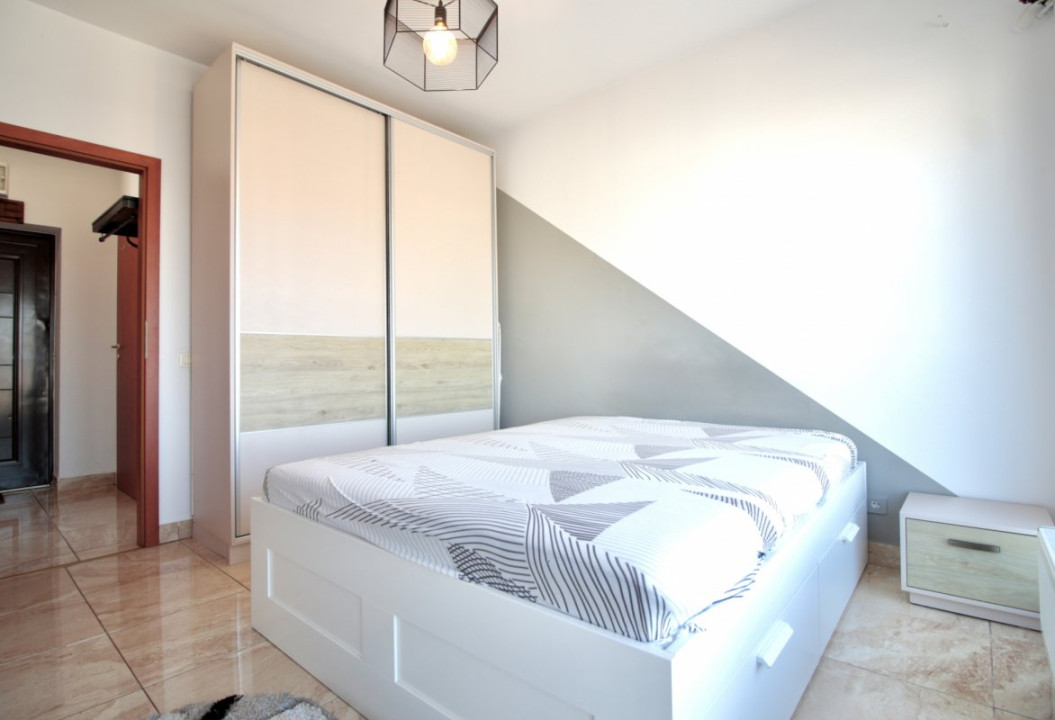 TITAN AUCHAN-RASARIT DE SOARE, APARTAMENT CU VEDERE PANORAMICA!