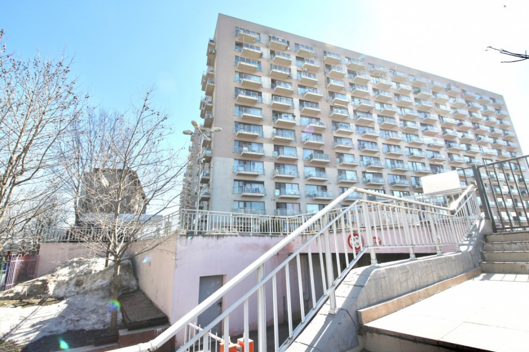 TITAN AUCHAN-RASARIT DE SOARE, APARTAMENT CU VEDERE PANORAMICA!