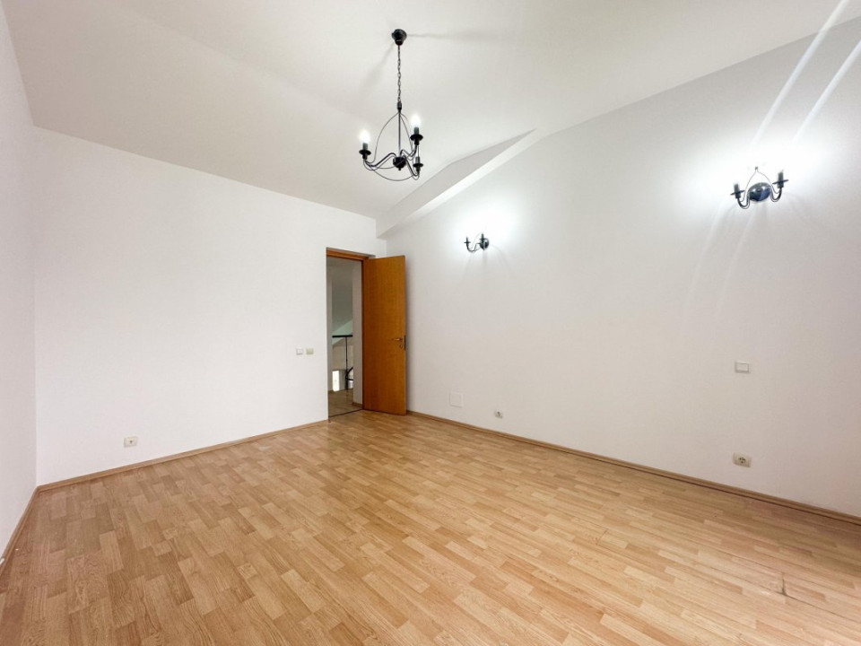 2 etaje, 160mp, centrala termica, scara interioara - Prestanta!