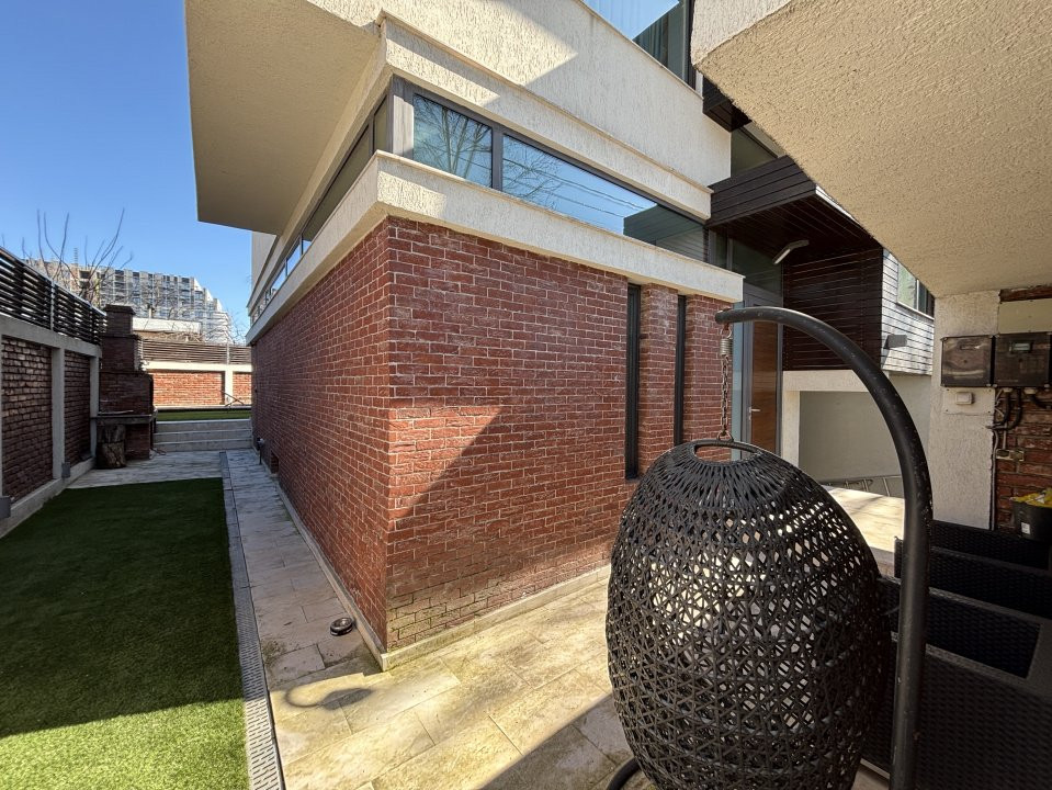 🏠 Vila Moderna - S+P+2 - Piscina Incalzita - Garaj - Andronache