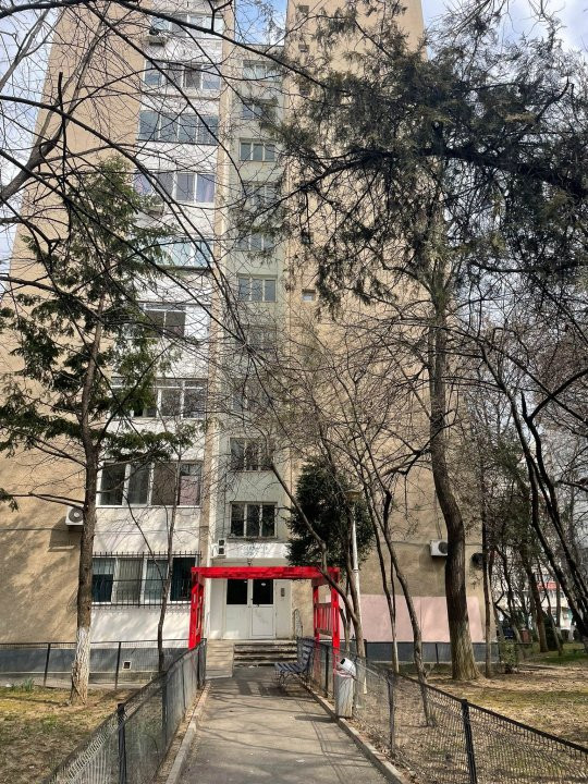 Bd.Obregia 2 camere,renovat lux,mobilat-utilat,centrala proprie,etaj 3/10