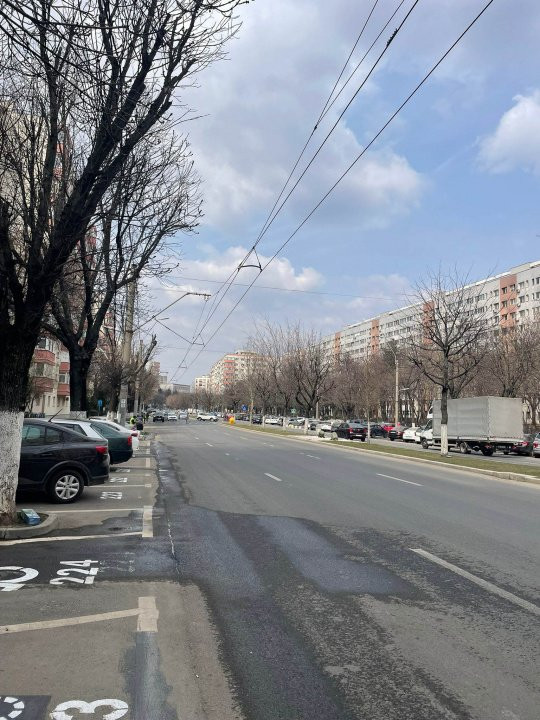 Bd.Obregia 2 camere,renovat lux,mobilat-utilat,centrala proprie,etaj 3/10