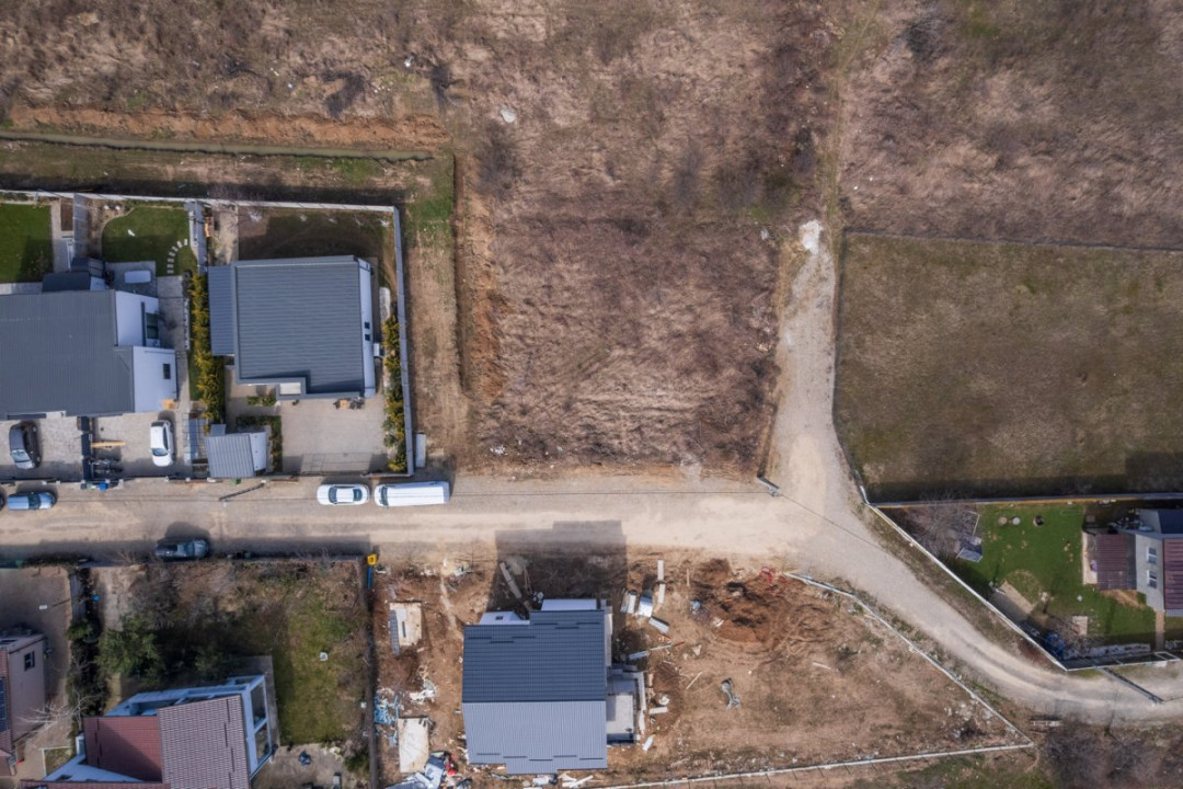 BALOTESTI – SAFTICA, LOT DE COLT 400 MP, AUTORIZATIE DE CONSTRUIRE! 