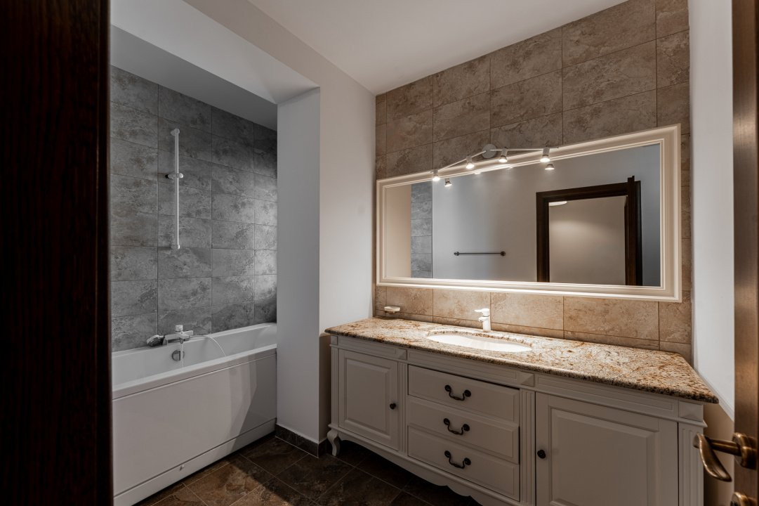 Vilă eleganta si spatioasa - vanzare - Pipera - Erou Iancu Nicolae 