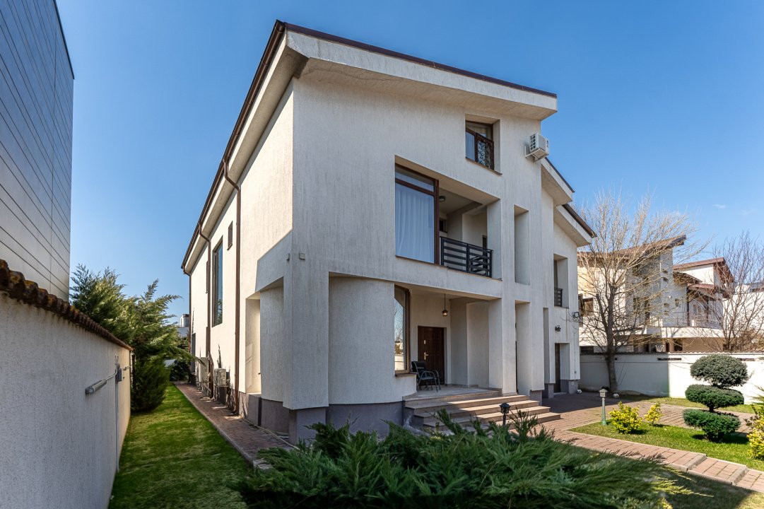 Vilă eleganta si spatioasa - vanzare - Pipera - Erou Iancu Nicolae 