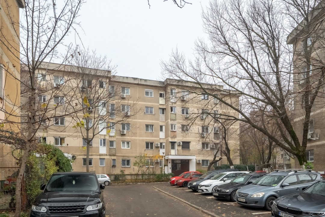 Garsoniera Crangasi - str. Padureni