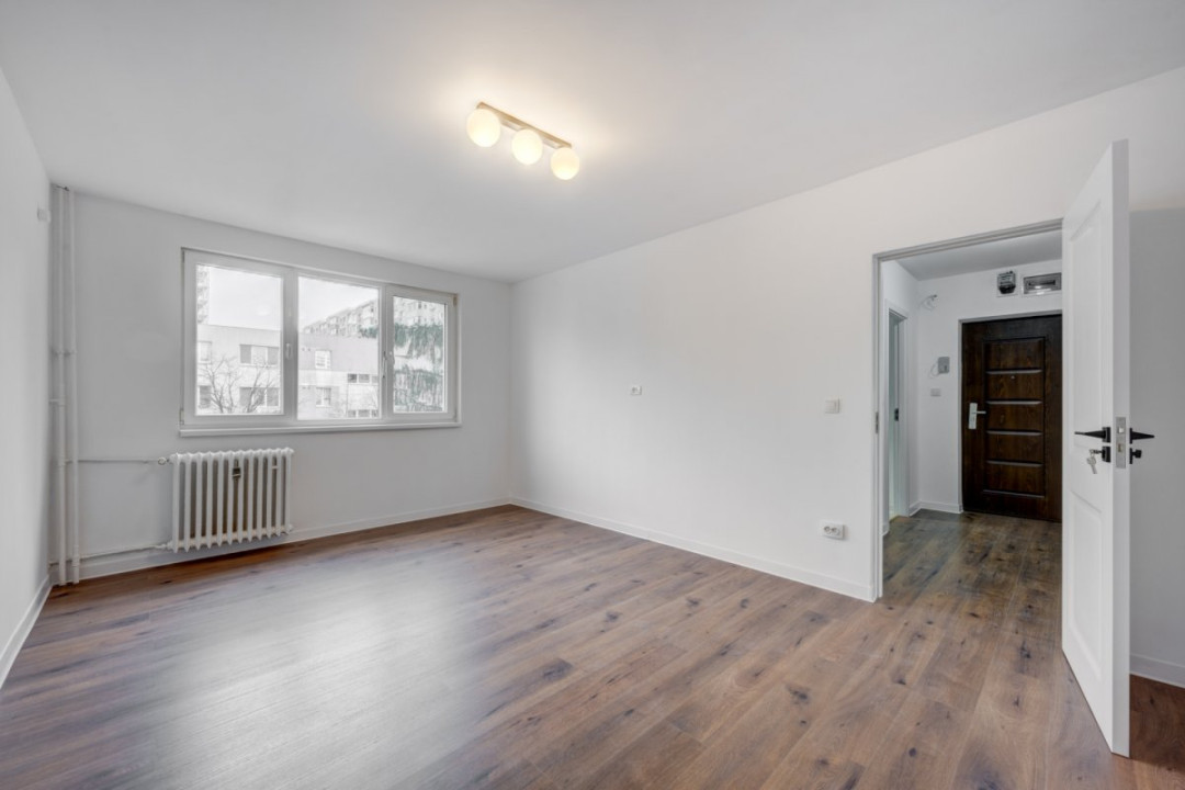 TITAN – OZANA, APARTAMENT 3 CAMERE 66 MP TOTAL, ETAJ 3 DIN 4, RENOVAT! 