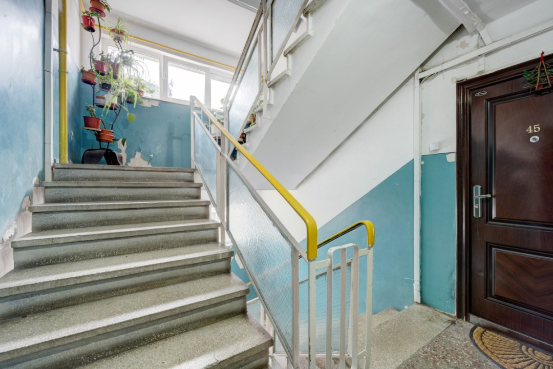 TITAN – OZANA, APARTAMENT 3 CAMERE 66 MP TOTAL, ETAJ 3 DIN 4, RENOVAT! 