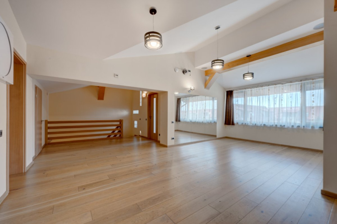 Pipera - Domus Stil - Vila 320 mp, liniste si siguranta!