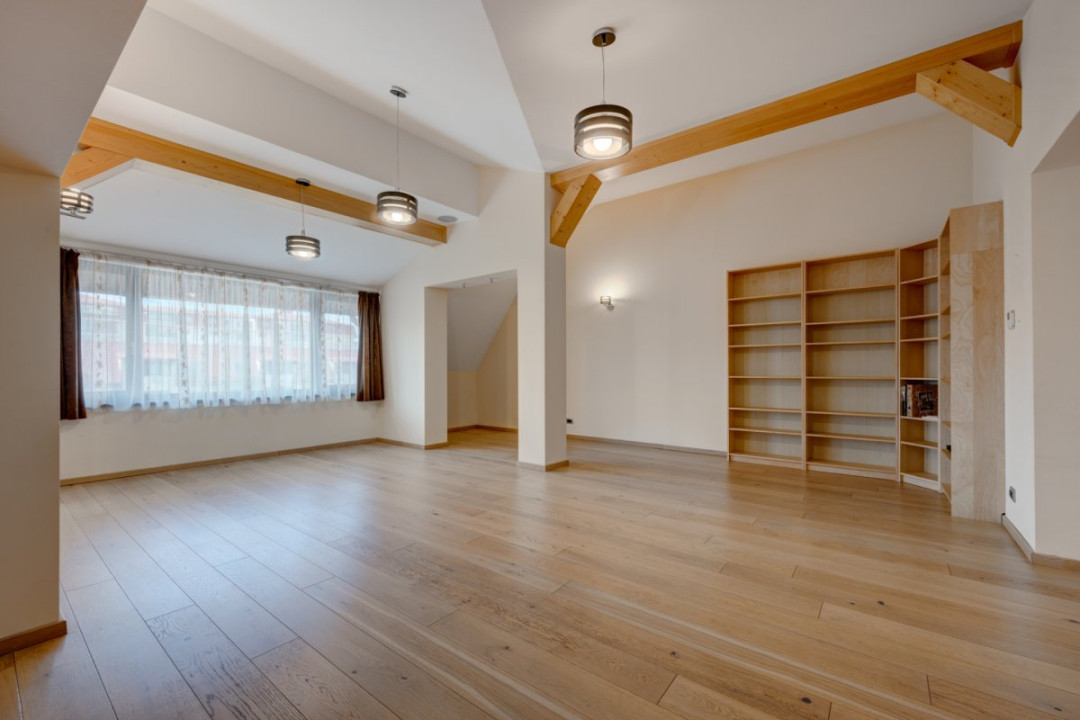 Pipera - Domus Stil - Vila 320 mp, liniste si siguranta!