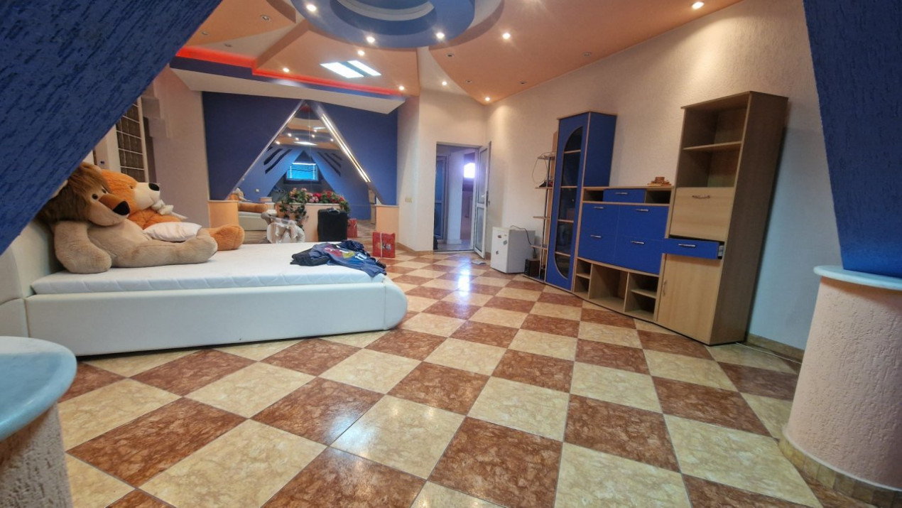 Vila individuala , B-dul Pieptanari !