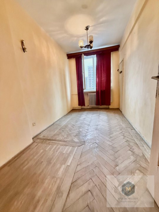 Metrou Lujerului - ap. 3 camere - necesita renovare completa