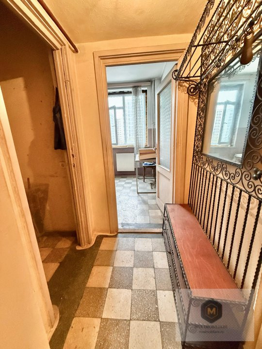 Metrou Lujerului - ap. 3 camere - necesita renovare completa