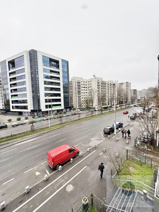 Metrou Lujerului - ap. 3 camere - necesita renovare completa