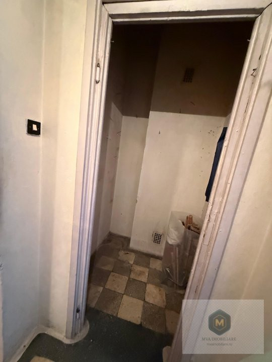 Metrou Lujerului - ap. 3 camere - necesita renovare completa