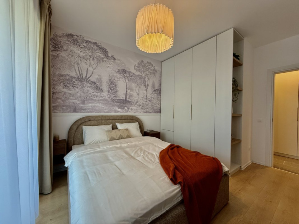 Apartament cu piscina si gradina proprie, nou, la prima inchiriere