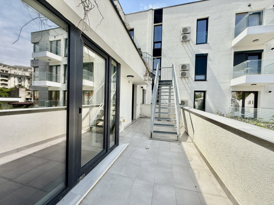 Unirii, apartament cu terasa proprie 40mp, priveliste panoramica 360grade