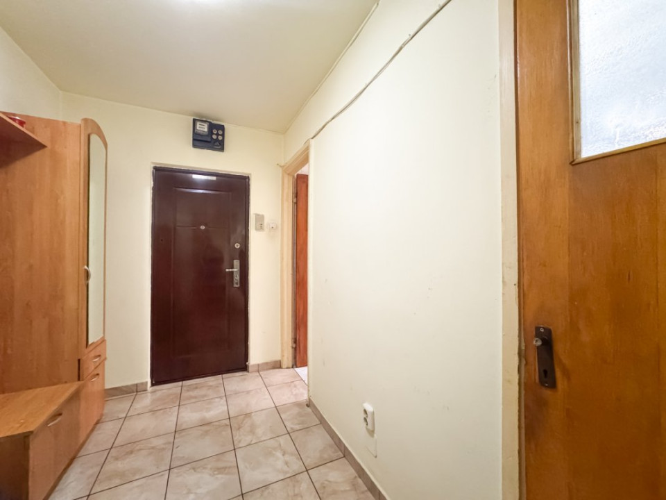 Garsonieră Decomandată 33mp. Bloc Reabilitat. Giurgiului, Grădiștea.