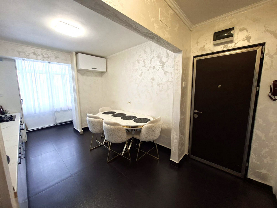 De vanzare 3 camere-renovat-Cal. Giulesti 52, langa parc Marin Preda