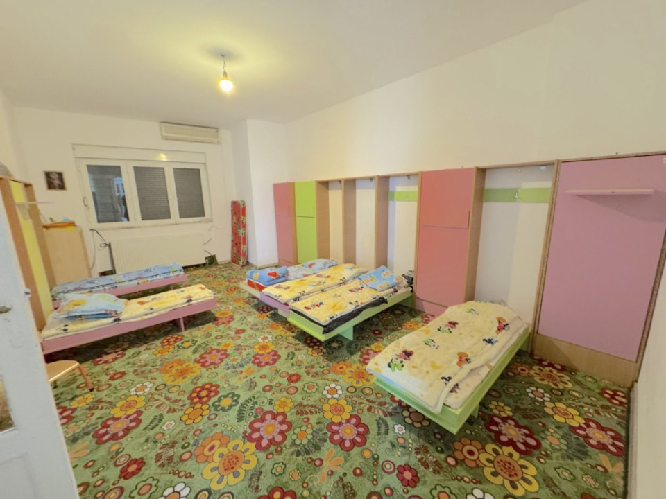 Casă de vânzare cu 5 camere - Piața Iancului/Muncii