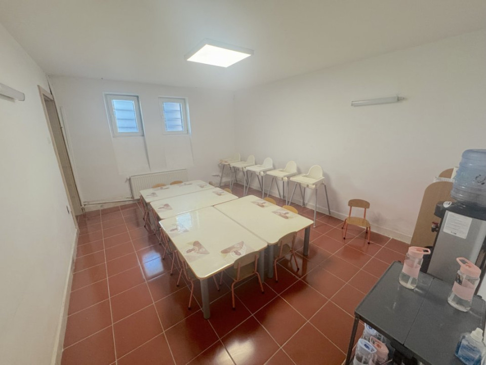 Casă de vânzare cu 5 camere - Piața Iancului/Muncii