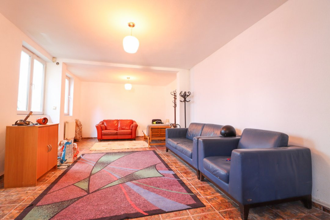 Casă de vânzare cu 5 camere - Piața Iancului/Muncii