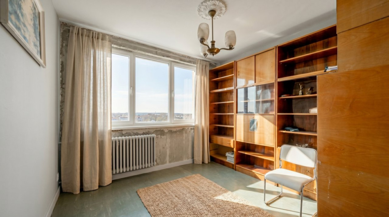 Apusului-Lacul Zanoaga nr.33-61 mp-4 camere-vedere mixta