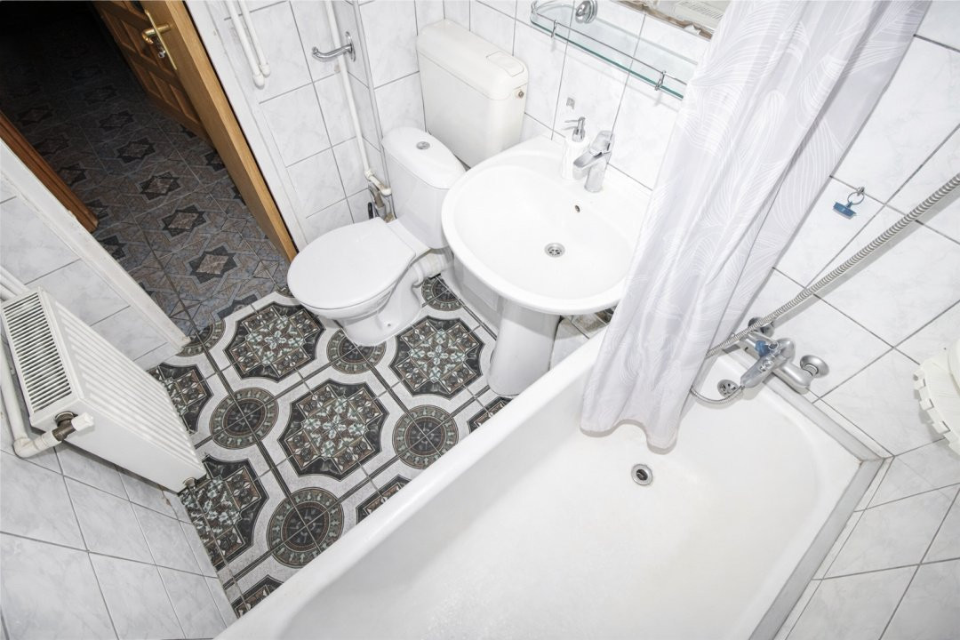 Drumul Taberei, 10 min Metrou Romancierilor 3camere+centrala proprie