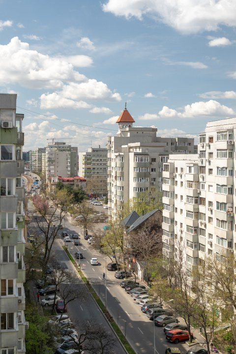 Banu Manta 18 - adiacent Piata Victoriei