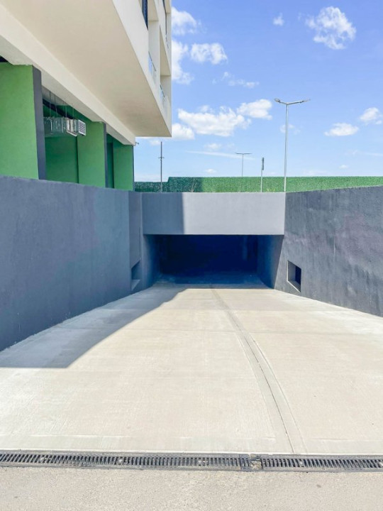 Apartament cu 3 camere,70 mp,etaj 2 in Sun Lake Residence 